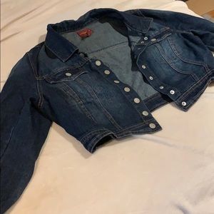 Cropped blue jean jacket